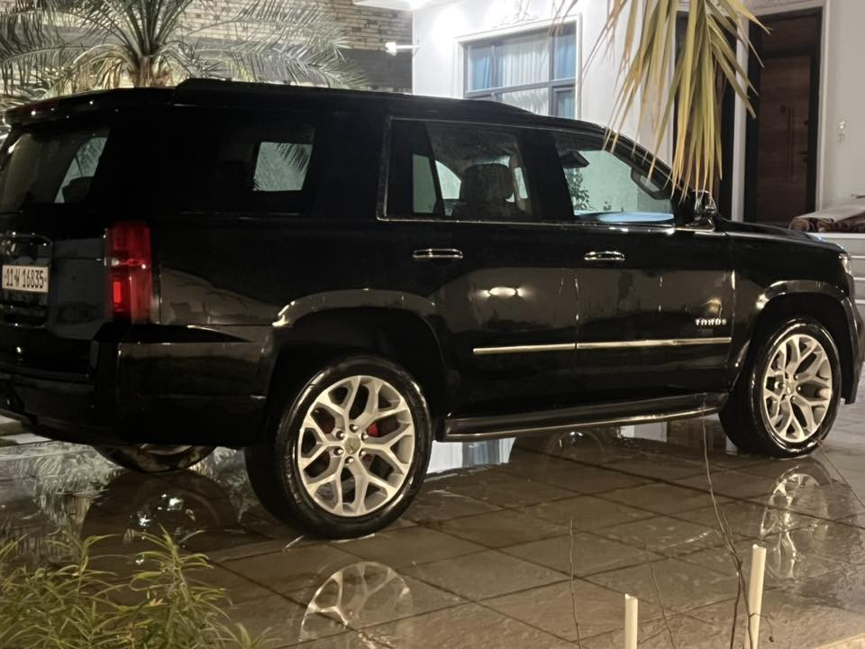 تاهو 2015 سياره جديده ماشيه 170 كيلو بدون صبغ فقط ثلاث قطع تبديل شركه بدون صبغ السياره Lt رادار جنطه كهرباء تحديد مسار جلد السعر 290 مكاني ديوانيه ***********
