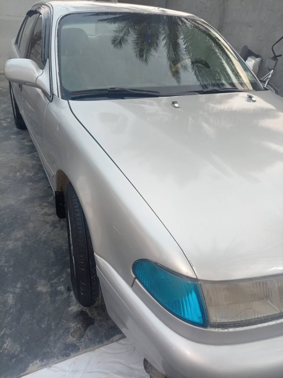 السلام عليكم  للبيع سوناتا 2 موديل 95 السعر 45 رقم الهاتف ***********
