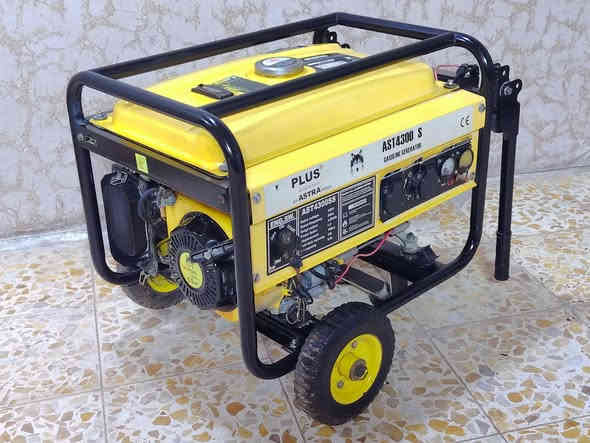 مولد استره ٣ ونص كيفي ١٥ امبير ملف نحاس سلف وبكره نضيف كلش ما داخل تصليح ابد بعدهي عله وضع الشركه شغاله وعل فحص السعر ١٦٠ الف هاتف؛ ((***********)) ((***********)) الكورك بي واتساب يوجد خدمت توصيل العنوان بغدا د تاجي
