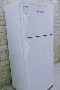 ثلاجة • ١٤ قدم • تجميد شغال