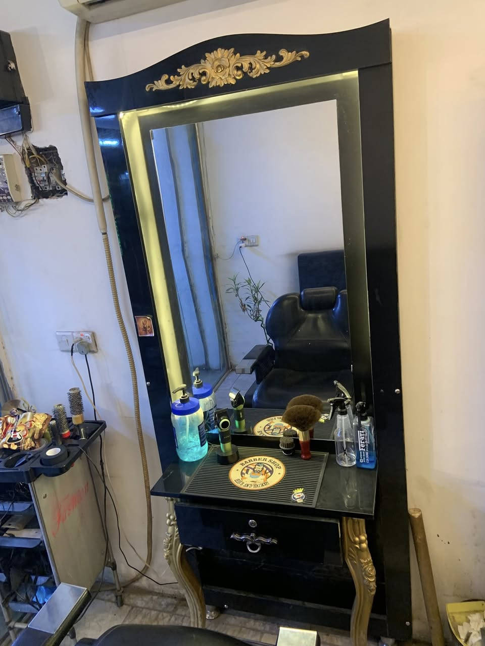 السلام عليكم مرايات مع باترينه للبيع
مرايات عدد ثنين 
باترينه وحده 
السعر 200 الف
العنوان بغداد المشتل شارع الزيدي
إذا يفيدنك علق واني أدخلك خاص


**إذا كنت صاحب هذا الإعلان وتريد حذفه لأي سبب، رجاءا أرسل رسالة إلى الدعم الفني**