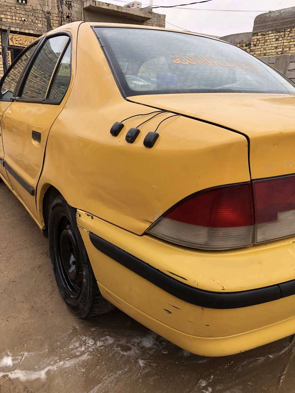 السلام عليكم سمند للبيع صفره موديل 2012 مصفره هيئه وغرامات تريد وكاله اسويلك تريد تحويل ثاني يوم السياره ب اسمي
صدر كامل كله جديد الحداديه الوره نقصه دبلات وموجودات عندي بس شدهن
سلف جديد هستوني شديته
قوايش جدد سنتر ودينمو
منظومه تبريد داخليه كله جديد عايزه غاز فقط وكهربائيات
دوشمه كشنات جدد + لايلون
رقم انكليزي نجف سنويه لل 30
سياره خير من الله ترايك وين مايعجبك 
نقصهه كيلو متر فجاه وكف مدري شبي+ يده مال سكنات
مسويلهه دكمه جوه 
مبدل باب خلف السايق اثر ضربه 
وبيهه تصليحات بسيطه
وبنيد وجامه اثر طار البنيد ع الجامه
السياره شوفه عينك نفس ماموجوده بل صور
السعر (((( 25 ))))وبيهه مجال حك الجيه 
للاستفسار تواصل خاص 
او الاتصال على الرقم ***********
مكان السياره النجف الاشرف كوفه ناحيه العباسيه
