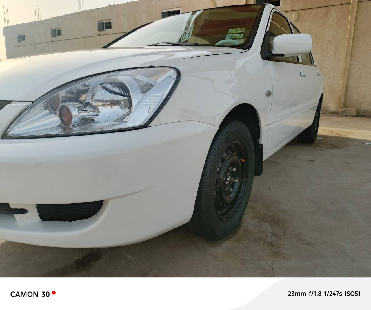 السلام عليكم
لانسر للبيع مصبوغة موديل 2001محرك وكير  كورلا كل نقص مابيهه بسمي رقم واسط رقم إنكليزي جديد مشروع وطني رقم الهاتف *********** العنوان ديالى السعر 55
