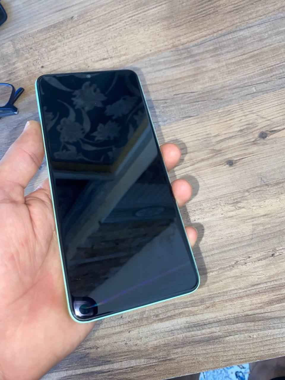 أسلام عليكم 
جهاز ZTE V70 Max
ذاكرة 256 بطارية بحالة جيدة 
الجهاز نضيف ما بي اي شخط 
مكفول من الفتح او تصليح 
بدون ملحقات السعر 160
مكاني كربلاء سيطرة الابراهيمية 
*********** كربلاء, العراق
