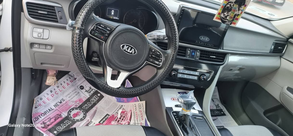 اوبتما ١٧ خليجي
نص فول
 رقم بغداد الجديد
 مكينه ٢٤٠٠ دوش
 سياره جديده  وجاهزه من كلشي للإستفسار اتصل *********** مكاني الرمادي
