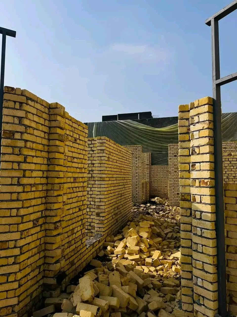 بناء بلتقسيط وبدون مقدمه.
.................
التفاصيل :اذا كنت مقدم على قرض اسكان نبي الك والتسديد علئ نضام دفعات الإسكان.
.....
سعر المتر ٢٥٠ الف للهيكل
فتره الانجاز شهرين.
للتواصل /***********
