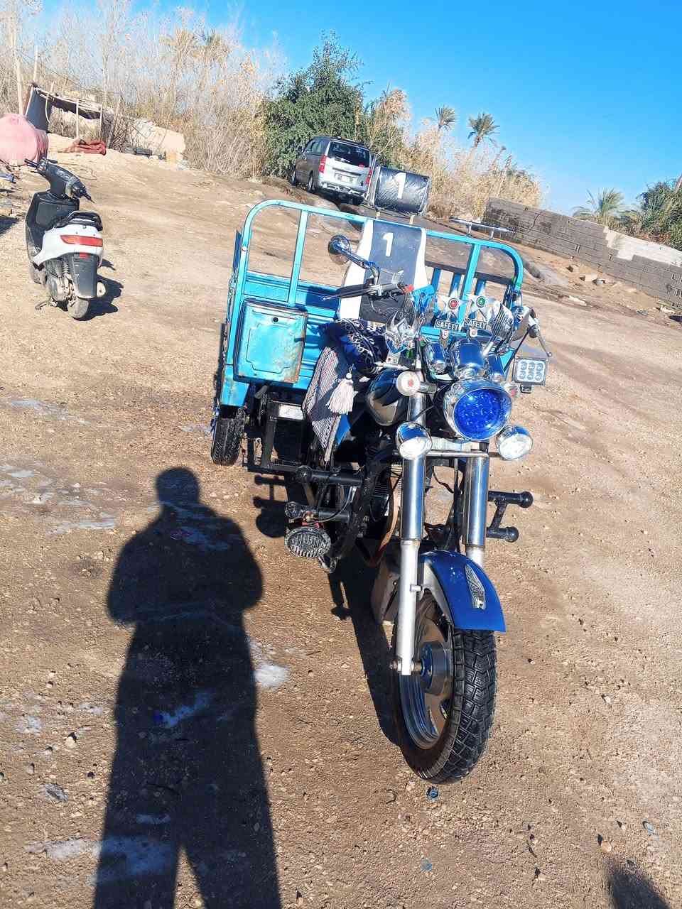 سلام عليكم شباب ستونه البيع اوراق ثاني يوم بسمك ال شراي يجي ابوي وخادم ***********
