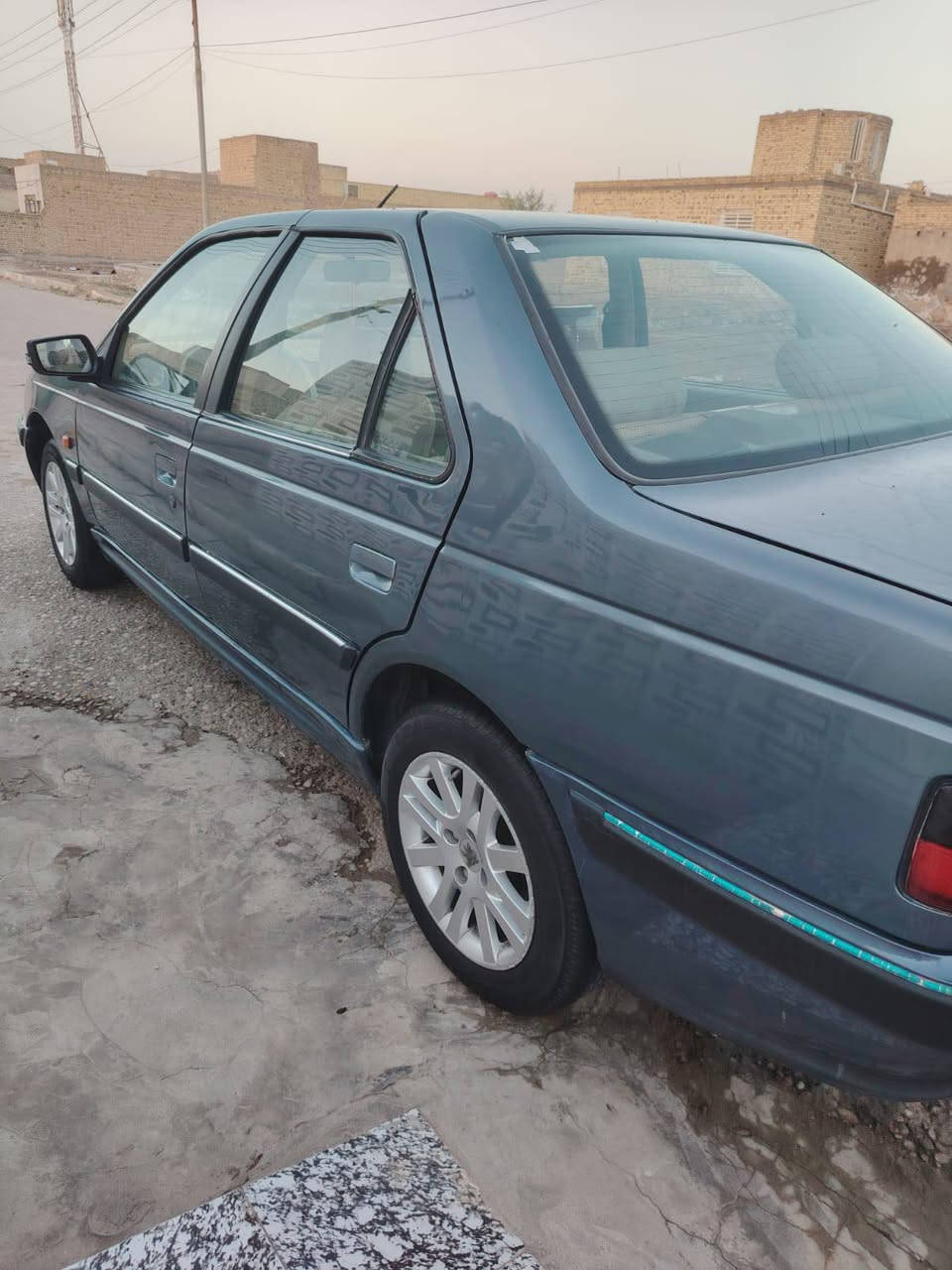 سلام عليكم للبيع بيجو بارص موديل 2025 سياره حره مكينه وكير كفاله تخم تاير جدد حداديه جدد كهربائيات كله شغاله تبريد ثلج سنويه 31 مشروع وطني سياره مصبوغه عام ماشيه 10تالاف سياره زيرو تبديلتين دهن سعر63 مكاني ميسان العماره رقم *********** اسيا ***********
