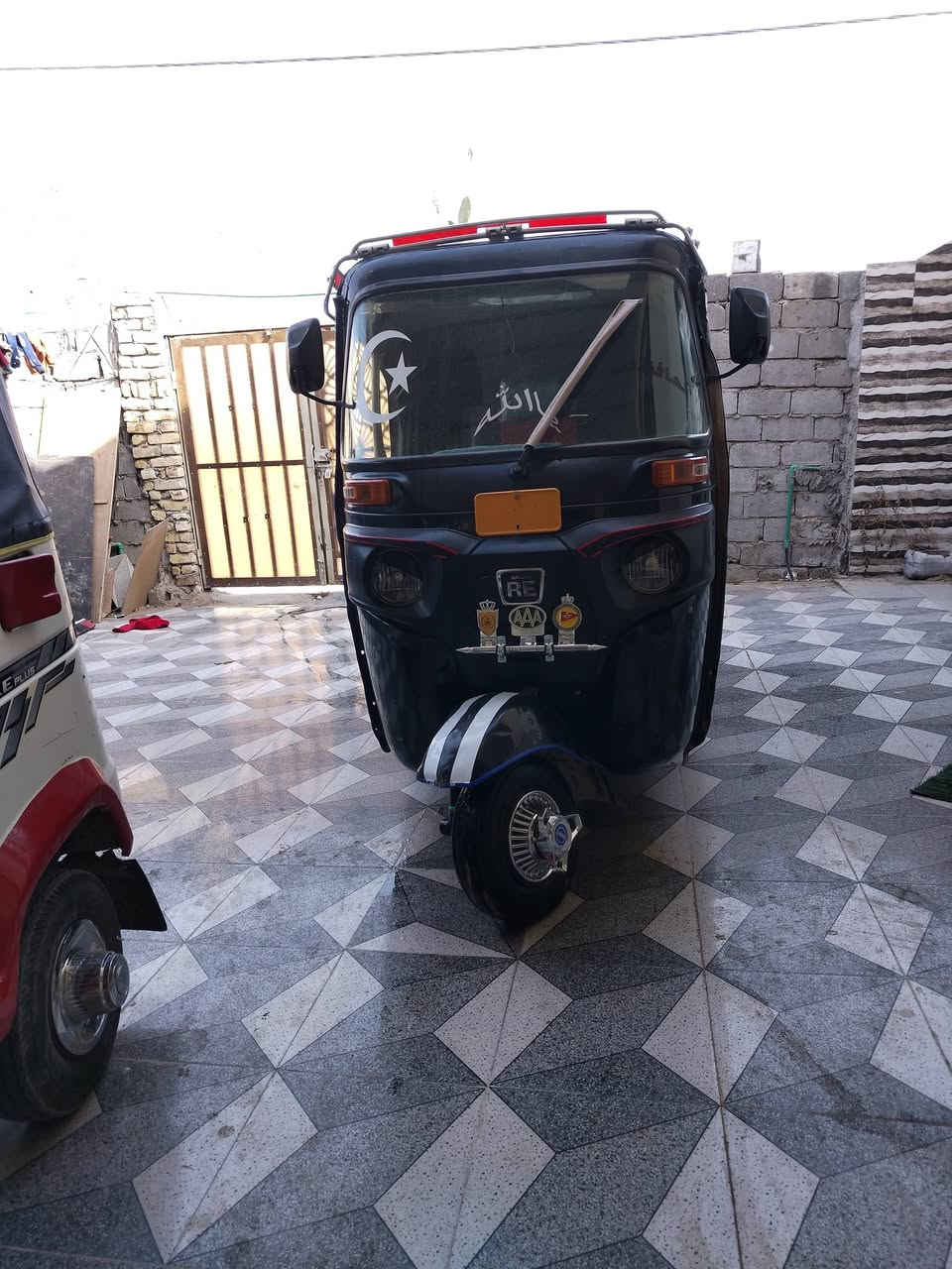 للبيع مديل ٢٢ 👋رقم وسنويه بابل مكاني القاسم الشراي يخابرني *********** هيه وغراضه💔 تكتك حلوه حيل تراي 🤌
