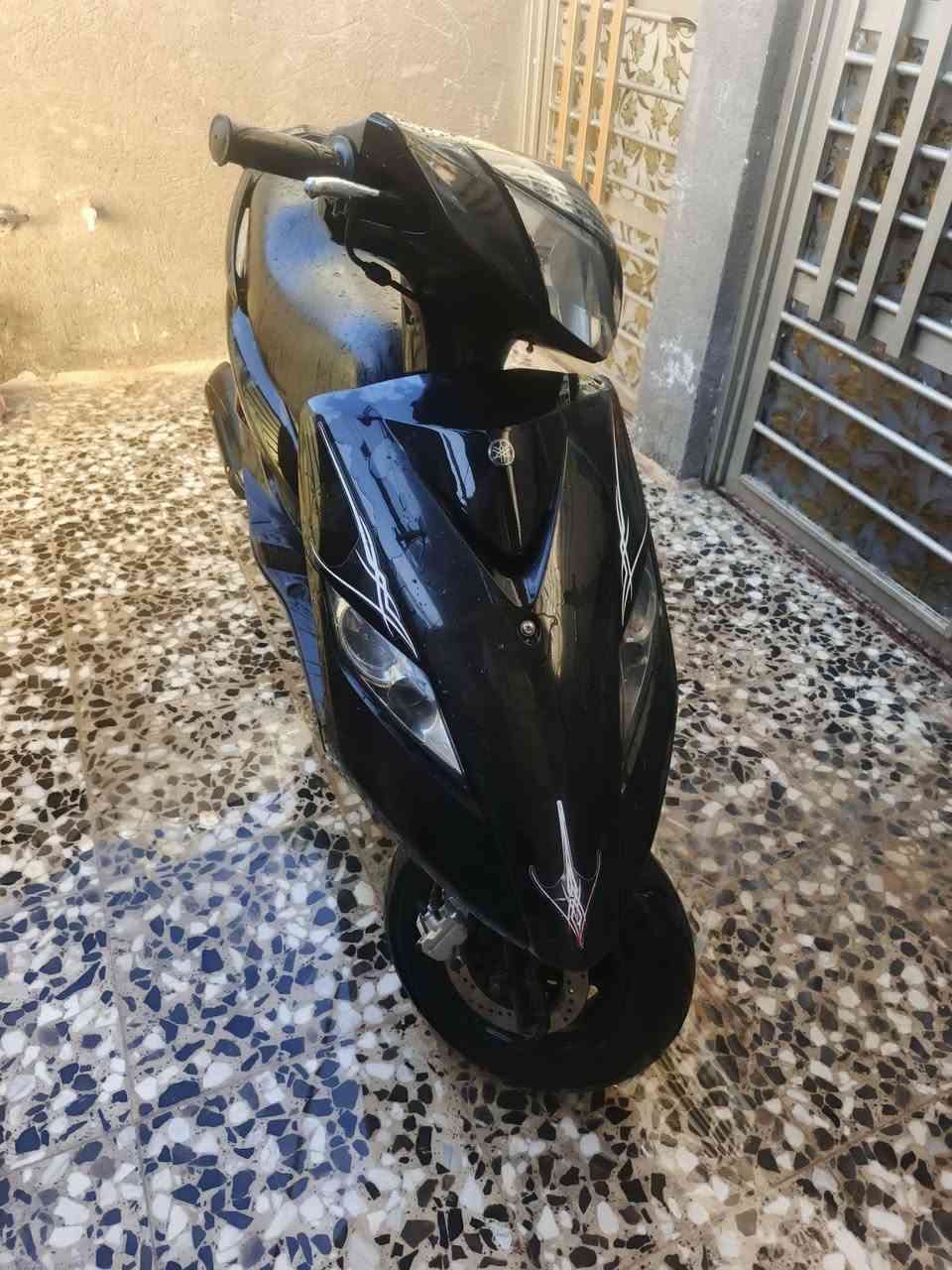 سلام عليكم دراجه رمبه صار سبوع من نزلتها دراجه كفاله عامه جيب فيتر وتعال البيع اخذتها ٩٠٠ وريدها ٨٥٠ اوبيها مجال قليل جدا العنوان بغداد الشعب /***********
