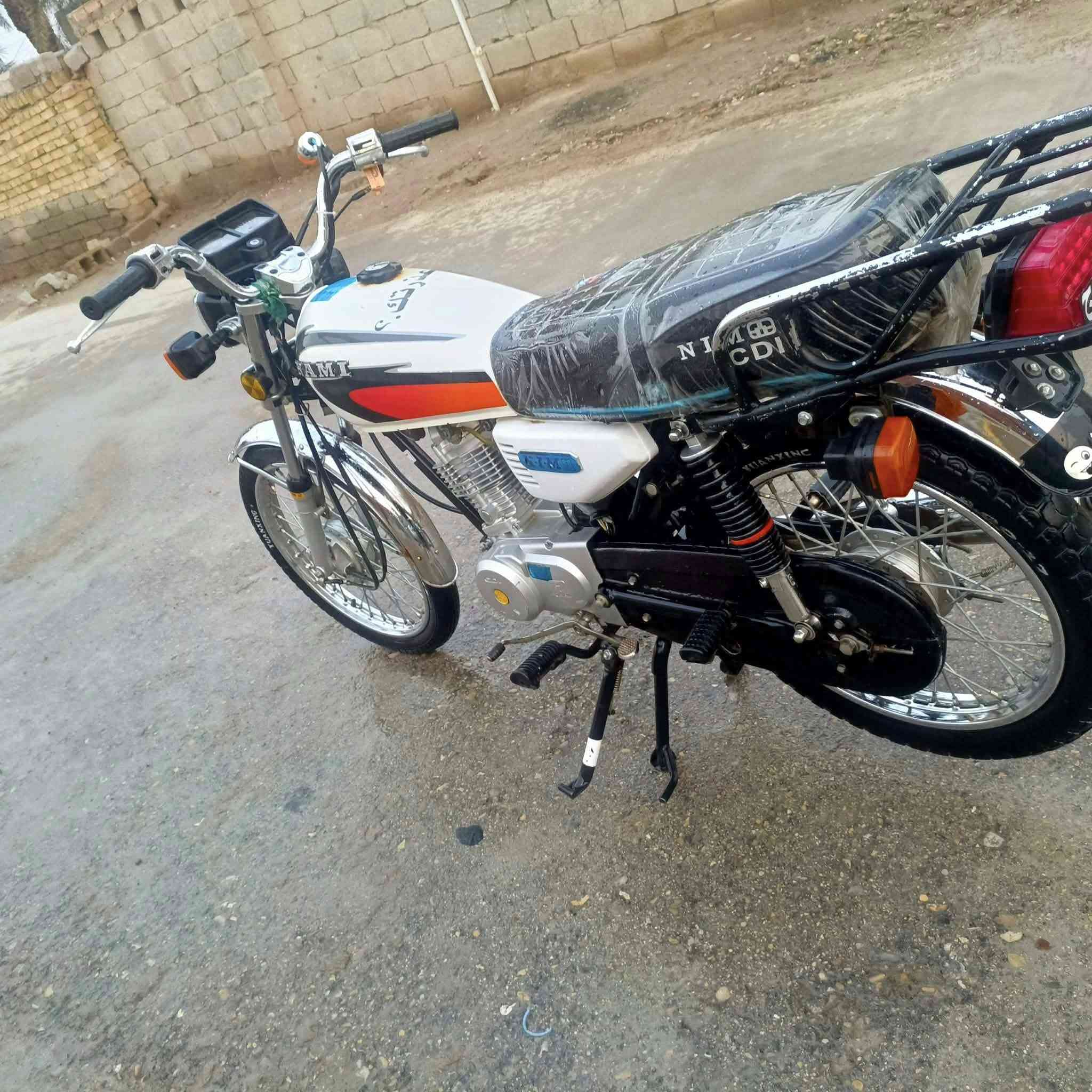 دراجه للبيع سكنر  موديل 25   ***********
