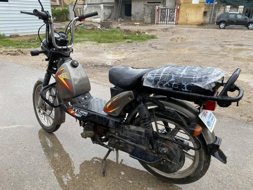 السلام عليكم دراجة للبيع tvsهندي دراجات نضيفة محركهن خير من الله دراجة لون رصاصي ٦٠٠وبيهة مجال ودراجة الازرك ب٤٥٠ وبيهة مجال دراجة لون الازرك نقص بيهة كفرات وغطاء صالنصة الاستفسار ع خاص او ع رقم 

*********** 
***********
العنوان 
ديالى الخالص ناحية جديدة الشط منطقة القصيرين  اذا ثنيهن ب٩٠٠ بيهن مجال
