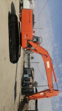 البيع حفاره زت مديل 2005 رقم نكليزي وسنويه مجدد ال2030 تبريد بلادي حفا...