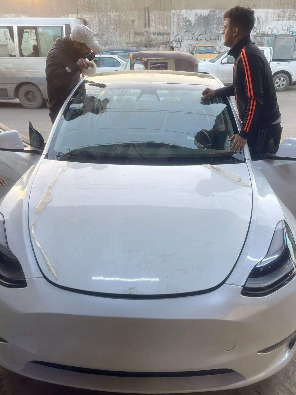 لسـنا الافضل لكـننا من المتميزين دائماً
🔥🔥🔥

محلات عبد القريشي للزجاج الاصلي والتجاري🥇🔥😎

هدفنا هو راحه عملائنا الكرام واعطاء افضل خدمه لهم ♥️

تركيب جميع زجاج السيارات (لدينا خدمه تركيب موقعي)🚌🚍🚐🚛🚜🚘.

محلات عبد للزجاج السيارات

#جود_ثقه_امان

#زجاج القريشي

موقعنـــــــــــــــــــــــــــــــــا :

العراق - بغداد - تقاطع الشيخ عبد القادر - بأتجاه ساحة الطيران

يوميا من ال 6 صباحا - 5 مساءا بتوقيت بغداد

☎***********
