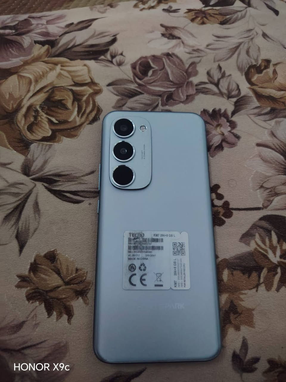 السلام عليكم  
 تليفون للبيع اسم Tecno Spark 40 Pro Plus 🛡
خير من الله الشحن🔋 شحن صرف نهائيا ماكو
خير من الله كل شي ما عايز تليفون جديد

قيم السعر  حتى لو مراوس ايش عندك نزل تعليقات


**إذا كنت صاحب هذا الإعلان وتريد حذفه لأي سبب، رجاءا أرسل رسالة إلى الدعم الفني**