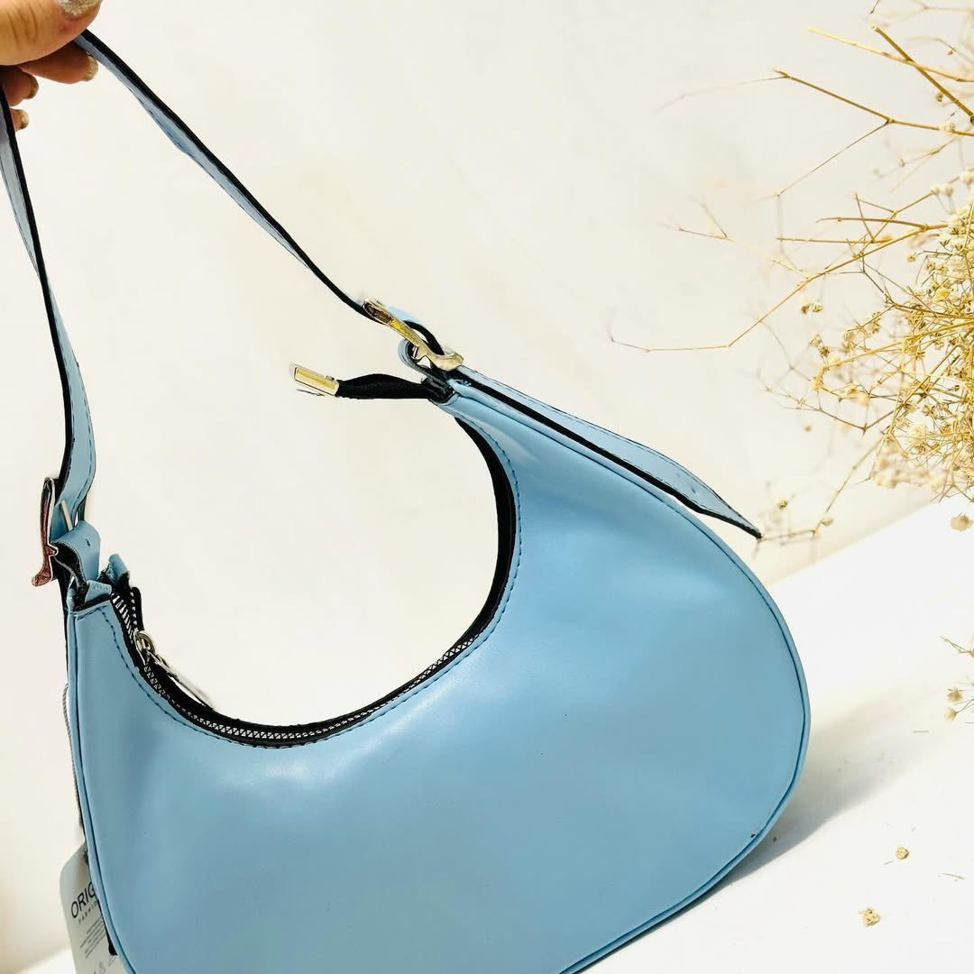 سعر القطعه 10 الف
متوفر توصيل للجامعات مجانا 
من الاحد لغاية الثلاثاء فقط 
توصيل بابل وجميع المحافظات 3 الف
https://t.me/belaqe


**إذا كنت صاحب هذا الإعلان وتريد حذفه لأي سبب، رجاءا أرسل رسالة إلى الدعم الفني**