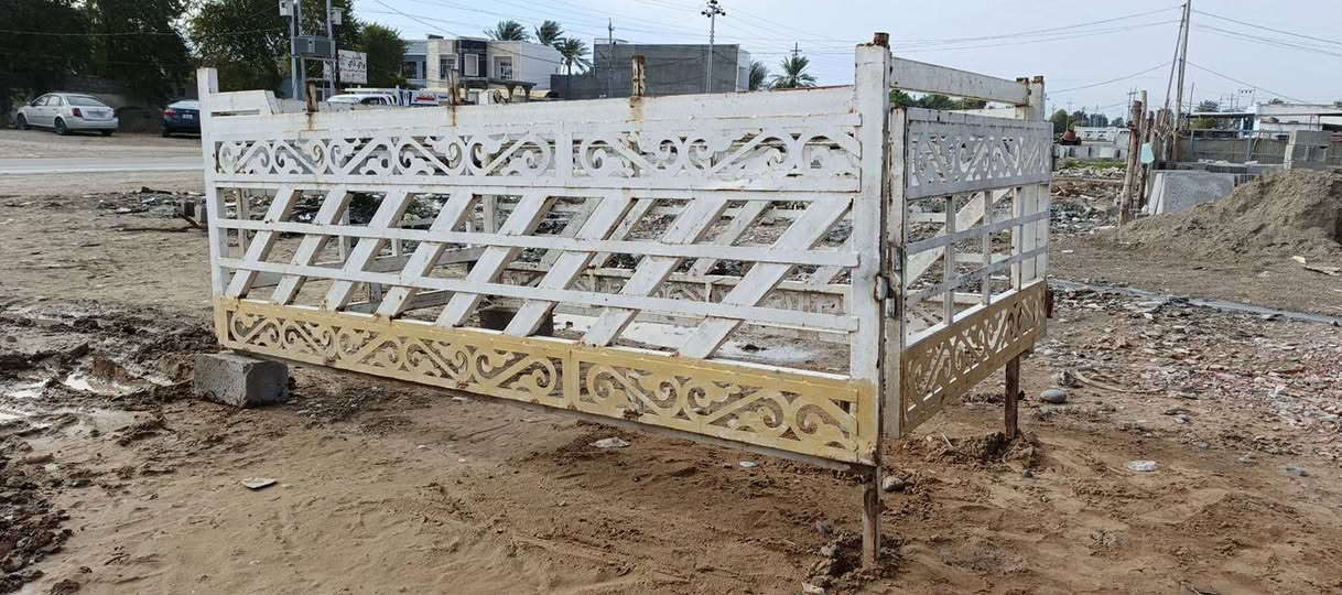 سلام عليكم محجر كيا بنكو للبيع  للاستفسار اكثر اتصال على الرقم*********** العنوان ديالى شهربان
الطول 3.12cm
ارتفاع 1.10cm
عرض 170cm
