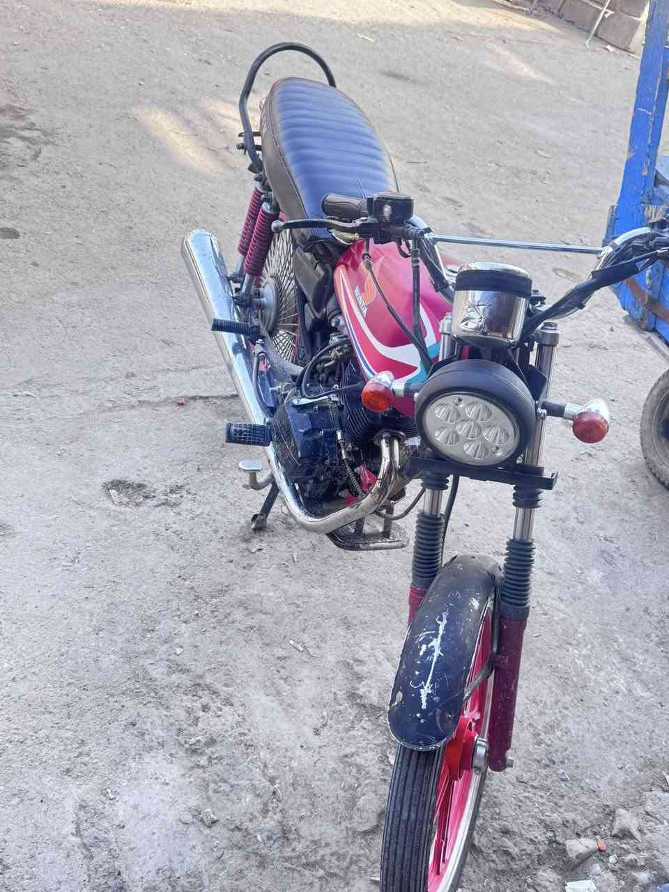 سلام عليكم ادراجه صيني كلاسك
دراجه نضيفه وراق كامله موديل ٢٠٢٣
سعره ٦٠٠
***********
