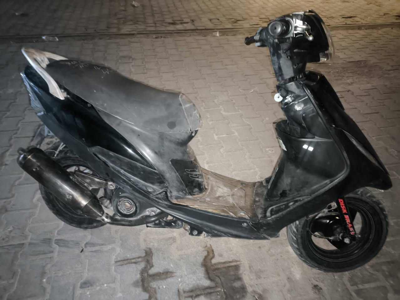 ماكس عدله للبيع السعر 400 وبيه مجال
شراي ينتصل ***********
دراجه كلش حلوو تحياتي ئلكم 🩷 بس نقصه غسله 🤣
