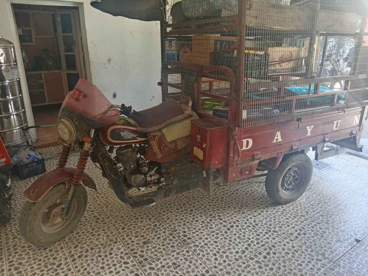 ستوته ديوان محرك ام الطير اكسل ام الطير مديل 18مكان خرنابات السعر 900نكره سلف *********** الموشراي ليتعبني
