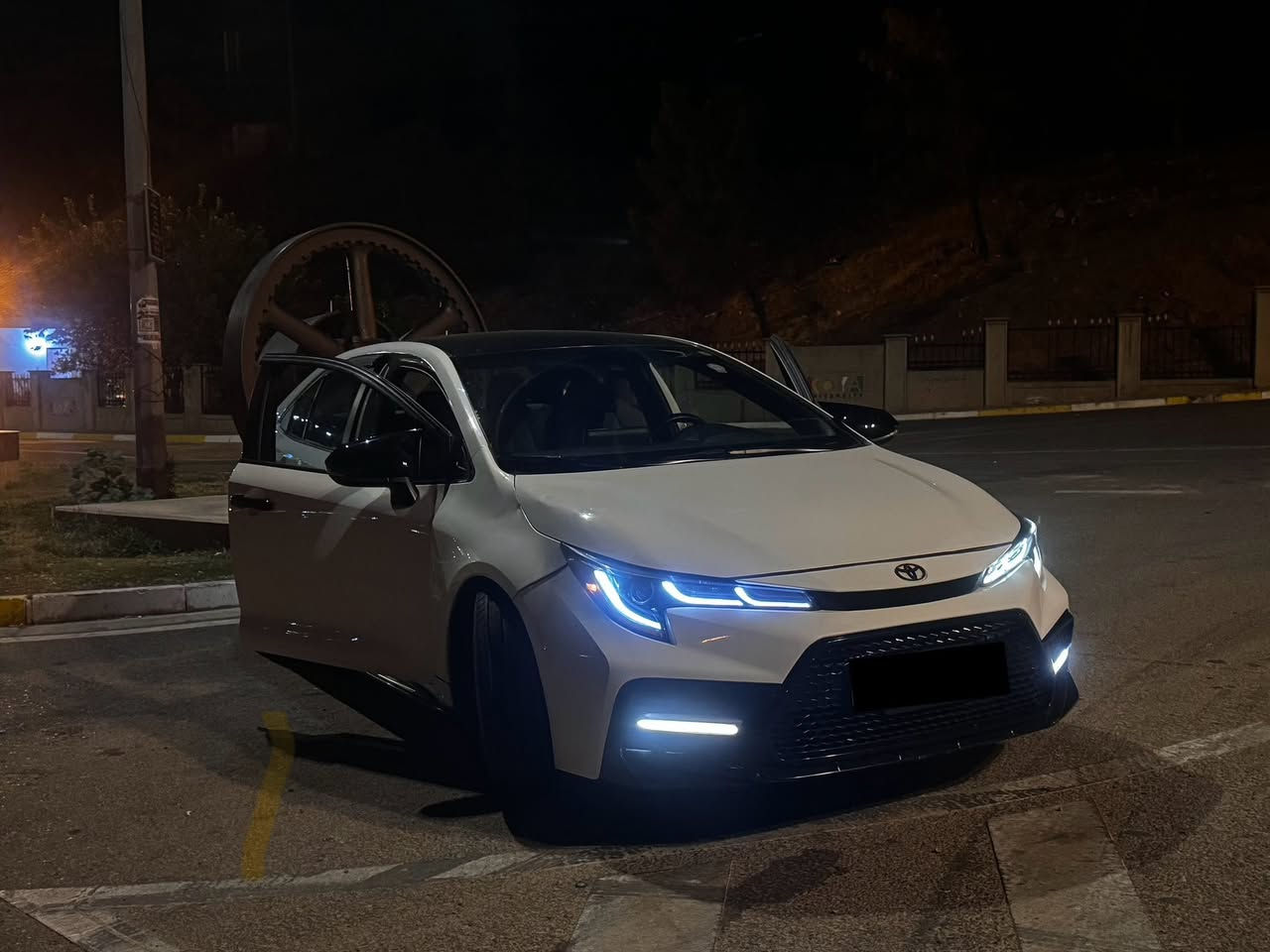 Corolla apex 2021 full sport -37km
1 chamlx sbugh be zhwre babe airbag 

ڕادەر

خەتی جادە 

سیستەمی سەوت بیلادی

ویلی سپۆڕت

***********

____________

تويوتا كورلاapex 2021الضل اليلي 

2021 TOYOTA COROLLA APEX

مواصفات الse معروفه 

رادار امامي 

حفاض علا المسار

توقف ذاتي

كروز كنترول

بصمه 

دخول ابيض  اربع ابواب

ويل 18 سبورت 

السياره بل واقع احلى 

مكاني اربيل   

سعر185$وبي مجال
