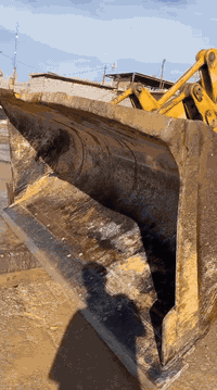 شفل كاوسكي حجم 70 موديل 82 رقم ديالى كير محرك مكفول جاهز للعمل المكان بغداد الكماليه اتصال ع الرقم  واتساب                   
***********
