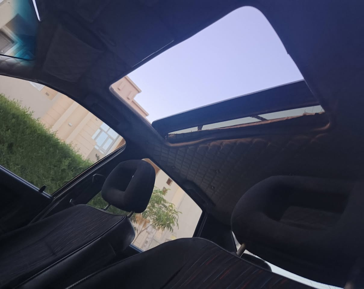 أوبل فكترا موديل 91 محرك 20 كير عادي رقم سليمانية بأسمي  سنويه نافذه 2022  شرط التحويل
دفتر بانزين موجود
كشنات بلادي مال95
دواخل كله جديد
   بريك ABS
سقف سلايت 
السعر 32
مكاني كركوك 
الشراي يتصل ***********
