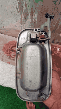 سلام عليكم غراض الفينية 
كلة اصلي تفصيخ 
مكان بصرة رقم ***********
