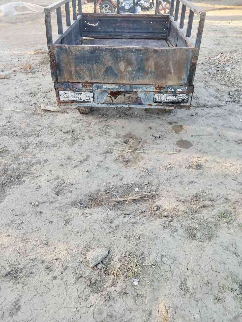 السلام عليكم 2015 للبيع امتيار المكان الشوملي ستوته بدون شاص مقفول كل شغاله السعر 500و***********
