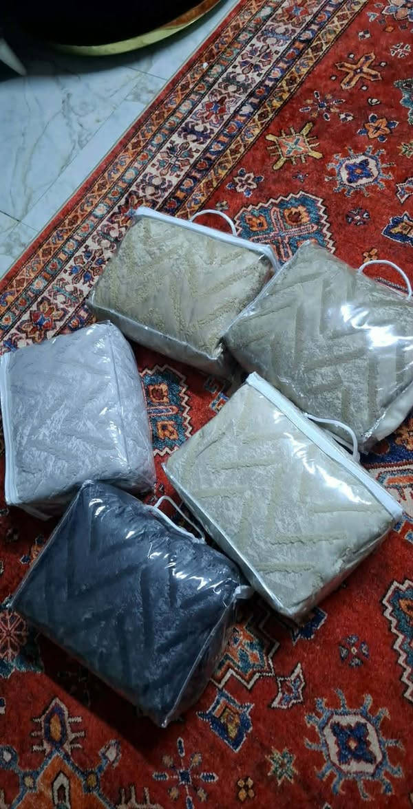 بردات تور ٣قطع

السعر ٢٨

قياس ٤مترات ونص الكلي


**إذا كنت صاحب هذا الإعلان وتريد حذفه لأي سبب، رجاءا أرسل رسالة إلى الدعم الفني**