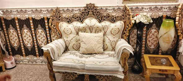 سلام عليكم تخم ملكي للبيع10مقاعد
دوشمه نضيفه نضافه90/100  السعر600وبي مجال العنوان الدوره أبو دشير
واتساب فقط***********
