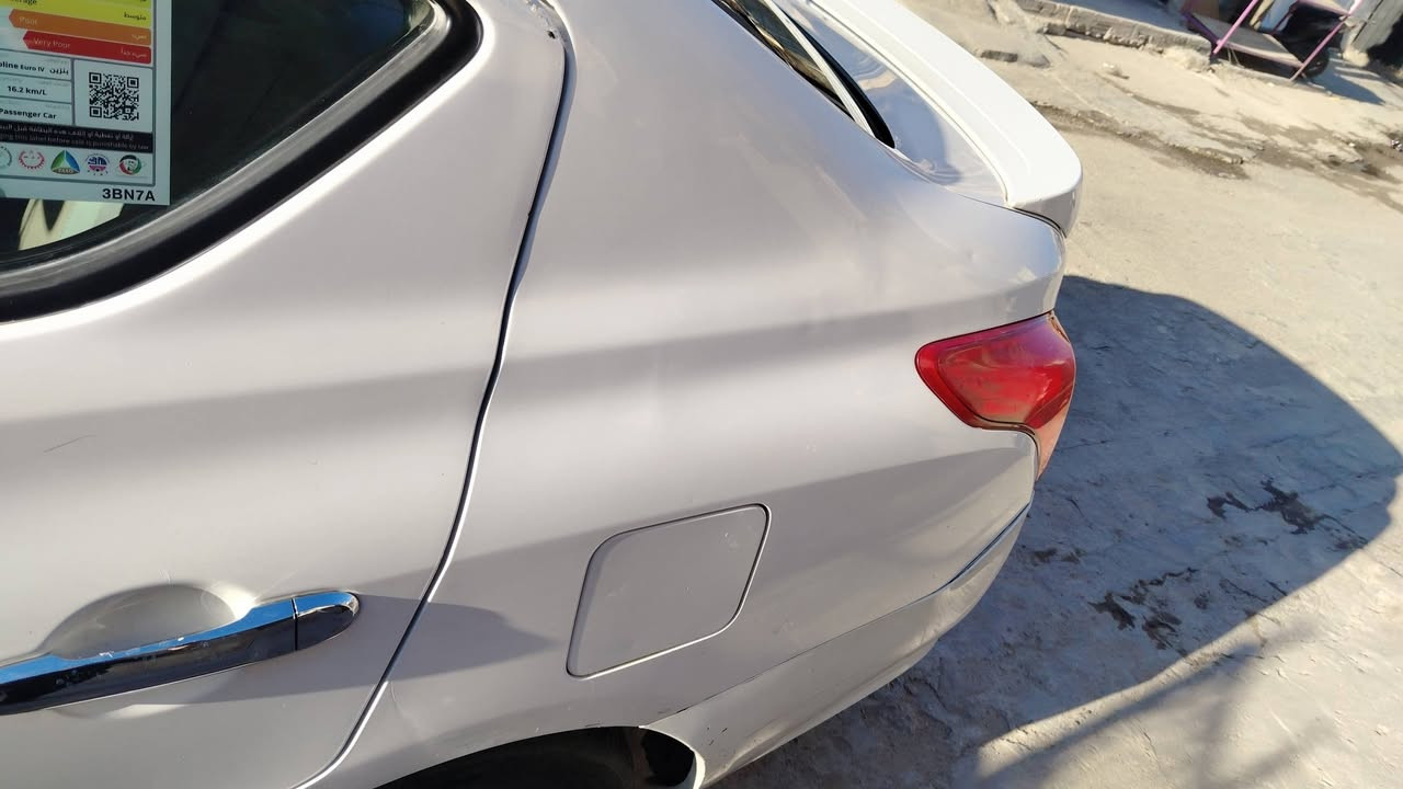 السلام عليكم
نيسان صني 2019بأسمي بيه حادث باب السايق والخلفي ومصبوغات وربع بنيد ومصبوغ صدر وتخم تاير جدد وادامه جديده السعر 95 بغداد حي الاعلام***********
