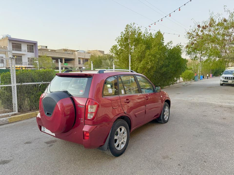 بيع مستعجل .
عيني تيكو موديل 2013 للبيع  سياره محافظة عليه على ايدي ما بيه اي نقص رقم بغداد باسمي كير كهرباء و مكينه 1800 الشراي يتصل 
مكاني بغداد 
  ***********
الشراي يتصل رجاء رجاء
