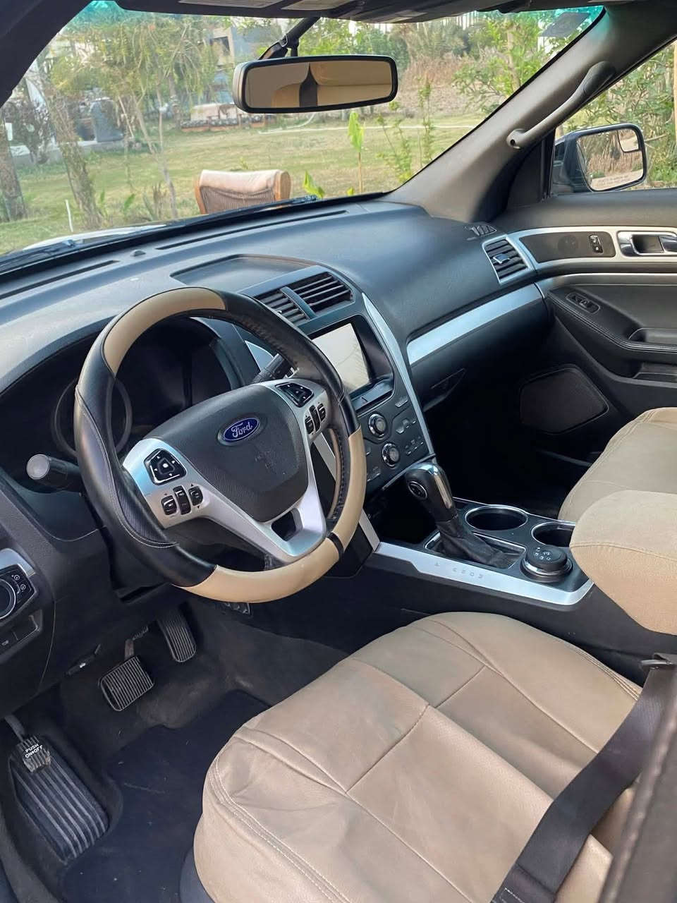 سلام عليكم فورد اكسبلور 2011 لبيع سعر 130وبيها مجال (***********)/(***********)
