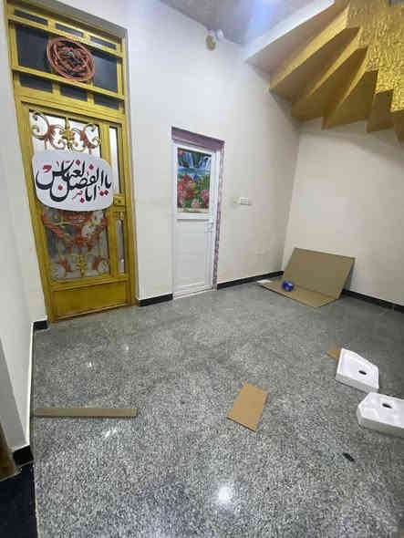 يعلن مكتب عقارات أبو انور فرع الطويسه عن وجود بيت اليجار في دور الصحه مساحة 100 متر طابق واحد يحتوي على غرفه نوم وصاله وستقبال ومطبخ وصحيات وكراج سعر اليجار 700 ألف وبيه مجال مكان راقي ممتاز الستفسار//***********//***********// كما نستقبل جميع عروضكم وطلباتكم التجارية والعقارية المكتب مجاز قانونيا المكتب ماقبيل مطعم الحسون عقارات أبو انور فرع الطويسه
