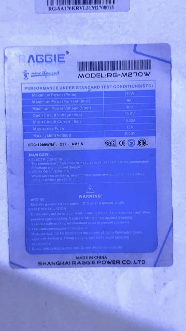 السلام عليكم عندي لوح واحد مستعمل قليل جدا  270 واط
***********

واتساب 

مكاني بغداد ولا يتوفر توصيل 

لوح واحد فقط
