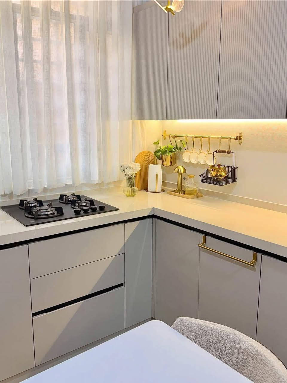 الوارث للمطابخ التركية وأعمال الألمنيوم
إتقان في العمل… وأناقة في التصميم ✨
نوفر لكم كافة الأعمال التي تخص الألمنيوم والمطابخ بأحدث التصاميم وأفضل المواد:
🔹 مطابخ تركية حديثة بموديلات عصرية
🔹 كاونترات مطابخ بجميع الأنواع
🔹 محجرات ألمنيوم للسطوح والدرج
🔹 أبواب ألمنيوم
🔹 شبابيك ألمنيوم
🔹 جميع أعمال الألمنيوم الحديثة حسب الطلب
📍 العنوان:
ذي قار – قلعة سكر – شارع المجمعات
مجاور مجمع العجيب، خلف مول المدينة (علي خيون الجديد)
📞 للاستفسار والحجز:
*********** واتساب – أحمد
*********** واتساب
الوارث للمطابخ التركية
دائماً متميزون… ولسنا الوحيدين، لكننا نحرص أن نكون خياركم الأول. ✨
