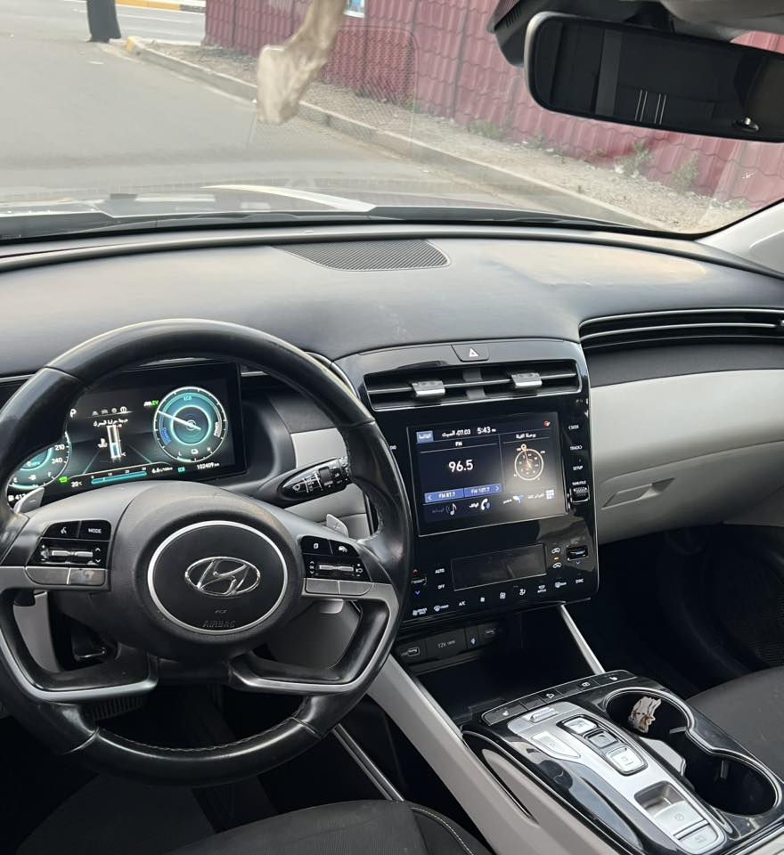 سلام عليكم  توسان 2022 هايبرد وارد امريكي ضربة خفيفه محرك 1600 تيربو سيارة نضيفة صور السونار مرفقالسعر 178 ورقه مكاني بغداد البلديات ***********
