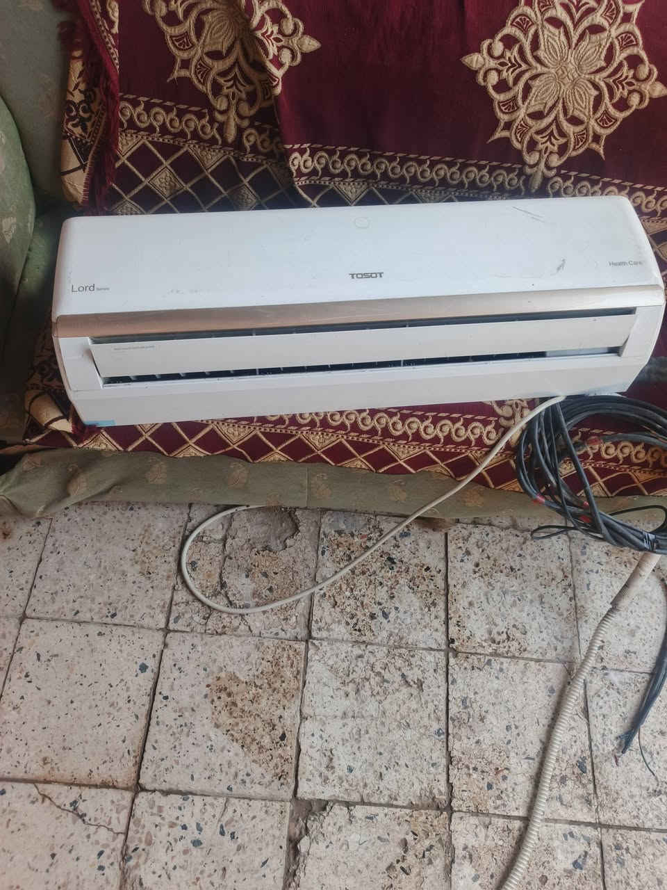 سلام عليكم. سلبت لبيع لاسم تويوت
ابو طنين شغال كلشي مابي السبلت خير من الله 
العنوان. البياع شهداء.  300 وبي مجال بسيط حق جيه 
*********** ومتوفر وتساب
