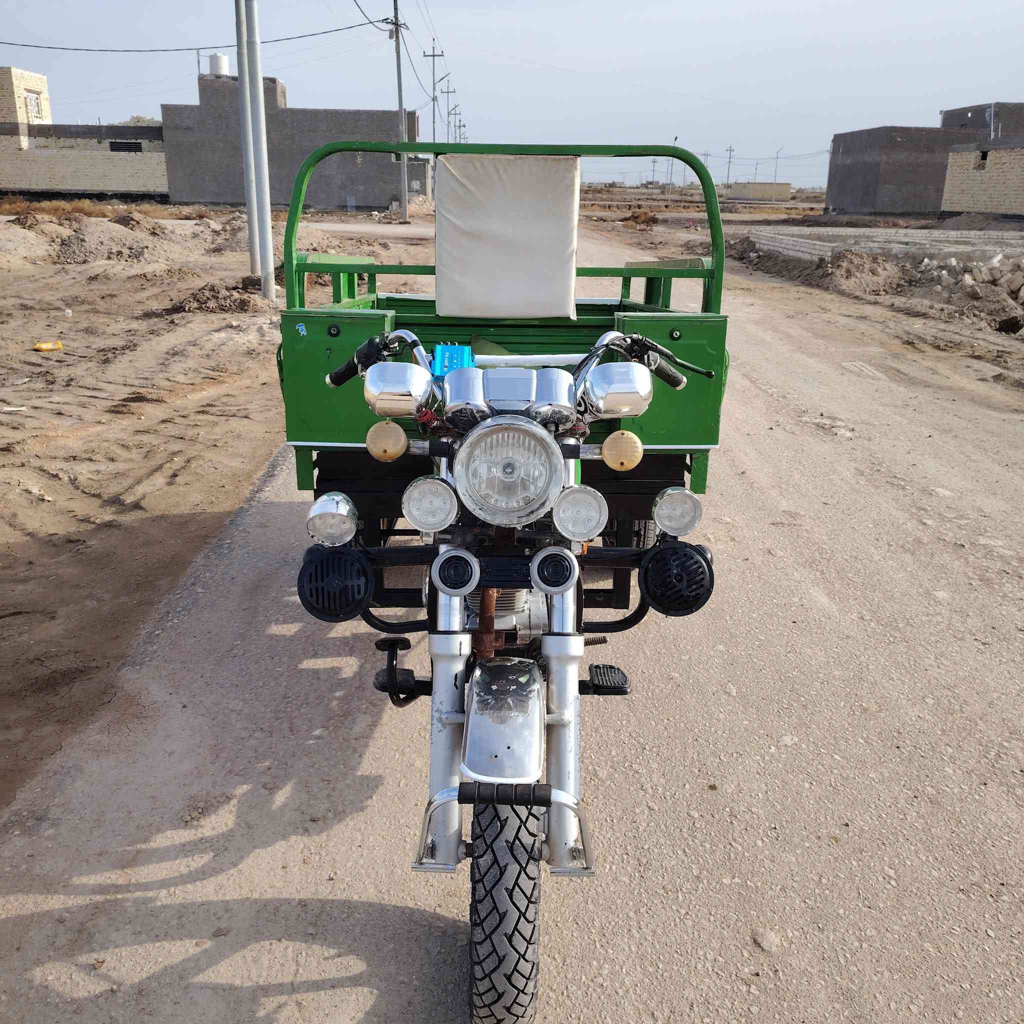 سلام عليكم ستوته موديل 22 كفاله  عامه  مكينه 23 مامفتوحه عداد إلكتروني محدثه ستوته 23 أوراق اصولي ورقت وكيل  نضافه واحد عله واحد ستوته انضف من الصوره مكاني حله قضاء القاسم الشراي بي خير ويدلل سعر 1900 وبيه مجال للشراي ما ارد عل خاص بس اتصال اتصل اتصل ***********
