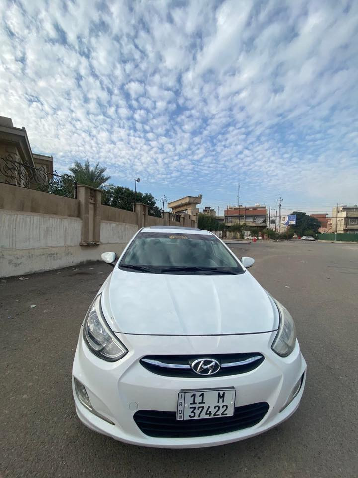 السلام عليكم
اكسنت 2016خليجيه
محرك1600مكفول ماشيه120
رقم بغداد تحويل مباشر 
بدون نواقص جاهزه
السعر 70
عنوانه بغداد الدوره
للأتصال ***********
