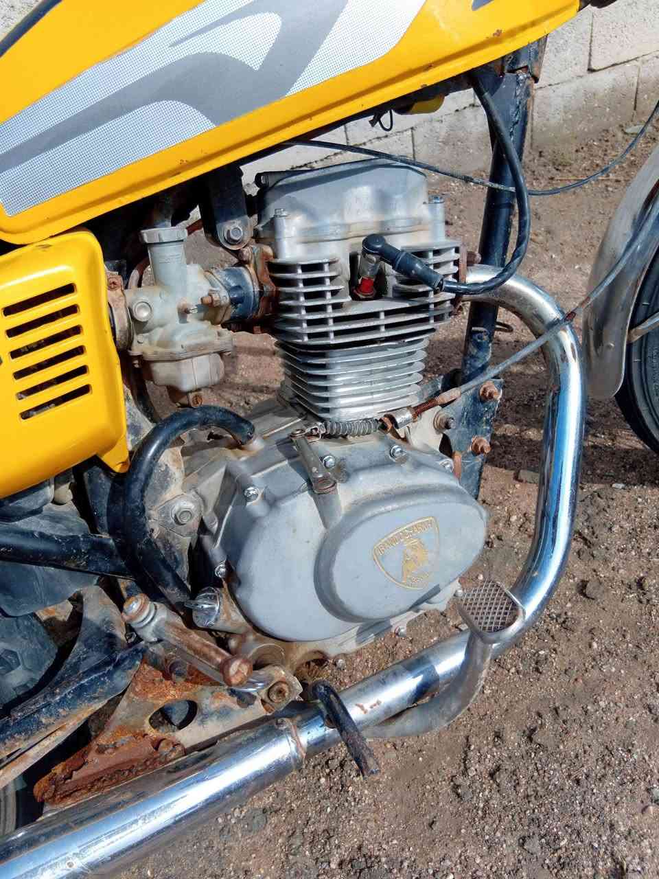 السلام عليكم 
للبيع أيراني كلك/ كلك موديل ١٦ مدري ١٨ مواضح بالبليته سعرهه ٢٥٠ الف قفل مكاني طريق أبو الماش للتواصل خاص او أتصال ***********
