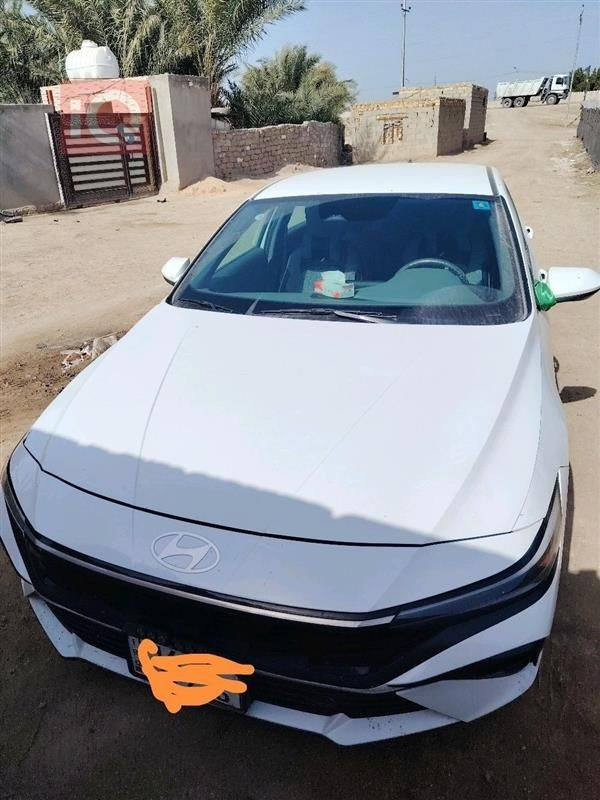 السلام عليكم الانتره موديل 24 وارد امريكي بيه بس قطعه وحده والباقي كله كفاله مكينه 2000 الديوانية ***********
