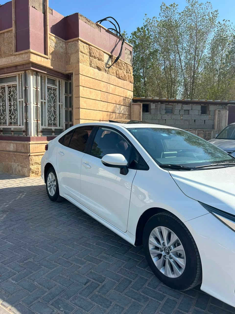 كورلا موديل 2022 خليجي فول مواصفات 
السعر 115ورقه حرة بدون رقم 
كفاله عامة بحاله الوكالة
ماشية 24 الف فقط 
اتصال ***********
العنوان السماوة المركز
