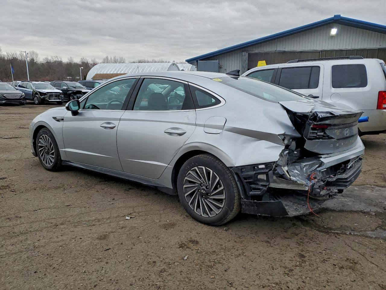 للبيع تستلم من دبي ***********
