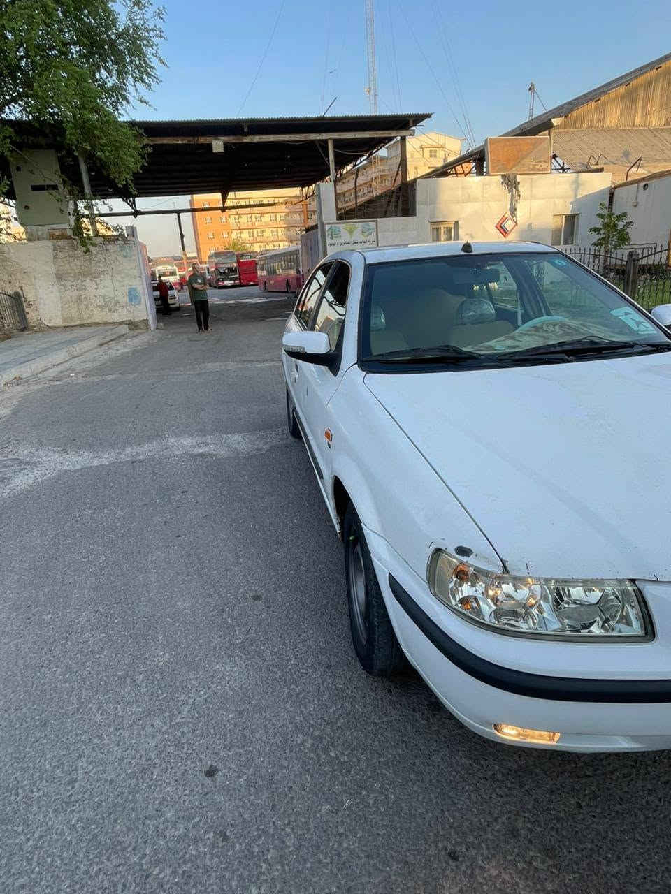 سمد موديل 12
مكفوله من صبغ فقط بيها باب اليمنه امامي بارد سياره حلوه جاهزه خير من الله 
صدر جديد تبريد ثلج 
محرك جديد 
دوشمه جديده 
المكان سياره بغداد العطيفيه سعر 54 وبيها مجال
***********
