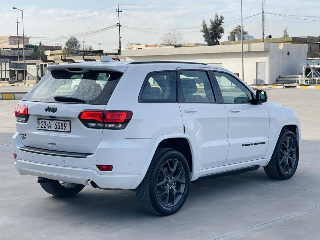 جيب گراند شيروكي 2021 خليجي هارلم عيدميلاد 80 سنة ماشي 40 الف فقط

✅ صارف عليها 35 ورقة ✅
مغلفة PPF ضمان 10 سنوات سيرڤز مجاني 
رقم رباعي اربيل هدية وية السياره
دوسات كهربائي اصلي ضمان 5 سنوات

🛑بدون شخط بدون بارد بدون صبغ بدون تبديل 🛑

فوول الفوول بالمواصفات محرك 6 سلندر 
رادار جبير و داخل احمر بيلادي ويالة S بلادي 

داخل احمر بلادي ، رادار امامي بالدعامية , رادار خلفي و رادار جانبي
كشنات جلد احمر و تدفئة و تبريد و كهرباء و خزن 
سقف بانوراما دبل سلايد ، حساسات امامي و خلفي و جانبي
كامره خلفيه دواره ، شاشة جبيره ، صندوق كهربائي 

گير و محرك و كهربائيات كلها بلادي بلادي بشرط شهر لا مفتوح لا تبديل
تاخم صدر و تاخم تايرات اصليه جديدة و ماتصرف عليها سياره جاهزة من كلشي

رقم اربيل سنوية جديدة لحد 2029 ثاني ايد من الشركة الهارلم باسمي تحويل وكالة بشرط 
✅سعر 288$ و مجال جداّ بسيط بيها ملاحظة جداّ بسيطه تخابرني ادزلك ڤيديو كامل لسياره 

عنوان كركوك *********** واتساب و هاتف ***********  واتساب و هاتف كركوك, العراق
