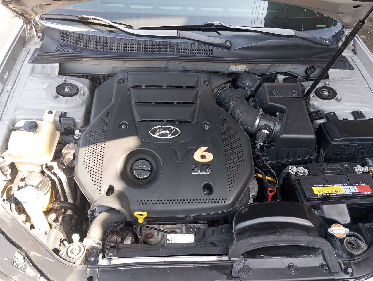 للبيع سوناتا 2008  رقم نينوى وبسمي محرك 6  ، شرط كير شرط   السياره بدون صبغ بيه باب امبدل اصلي بس    السياره كود واحدد
***********
075-021-26911
