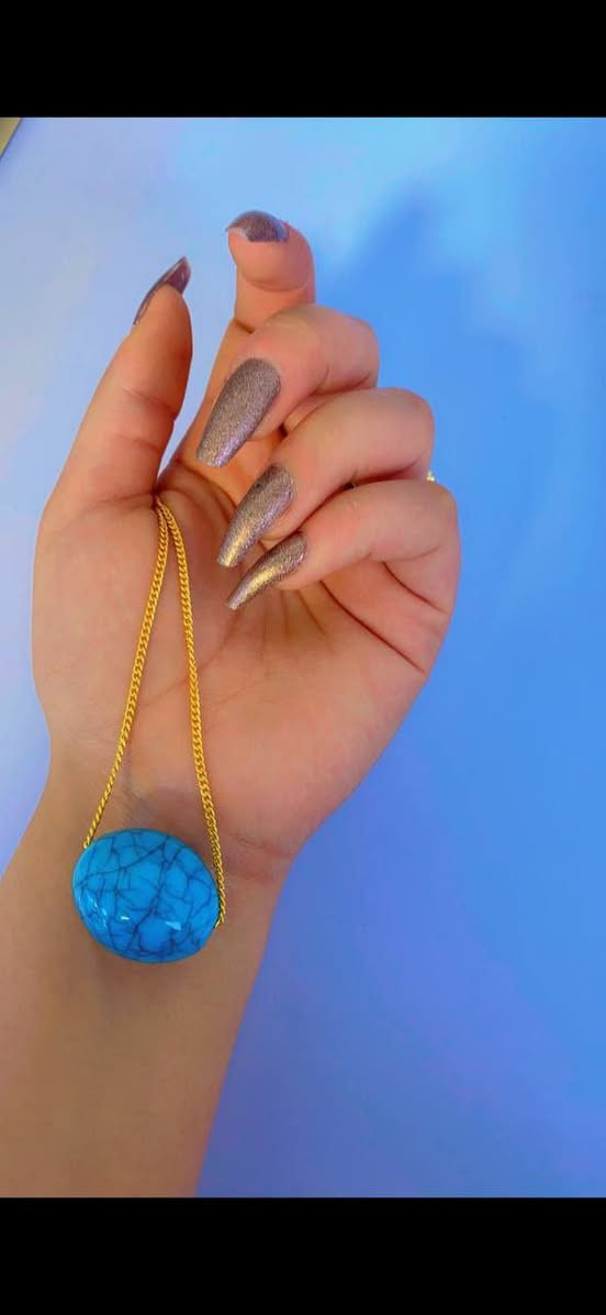 💎 قلادة من الحجر الفيروزي 💎
💎 كوالتي ممتاز أصلي 
💎 ذهب برازيلي 
💎 غير قابل للصدأ 
💎 مصمم بلمسة جاذبية عصرية 

السعر : 6 الاف 
🚘 يوجد خدمة توصيل لجميع محافظات العراق 4 الاف 
للطلب واتساب /***********
