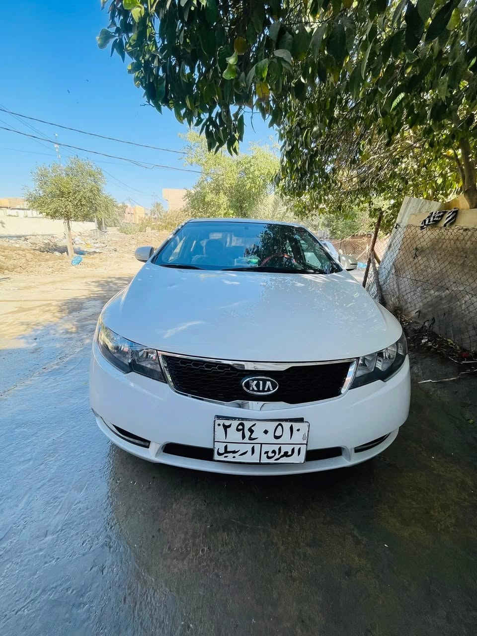للبيع سيراتو موديل 13 خليجيه فول وبيه شغلات بسيطه مكفوله من التبديل بسم الشركه السعر ١٠٠ وبيه مجال للستفسار ‭٠٧٧٠ ٢٥٤ ٢١٧٢‬ المكان حله

